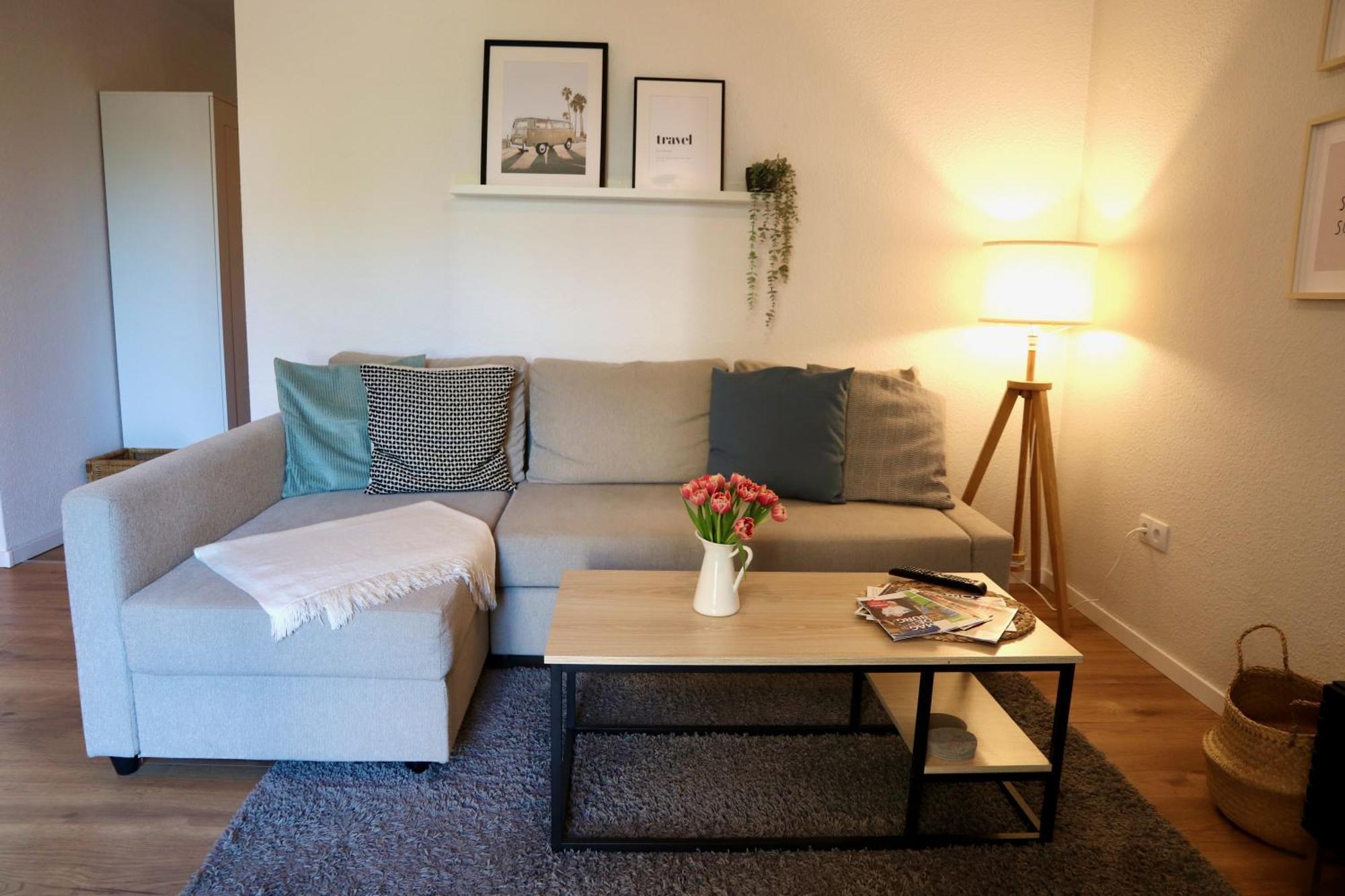 Geraeumiges 2R City-Apartment Uninaehe Mit Tv Streaming, Terrasse Magdeburg Exterior foto