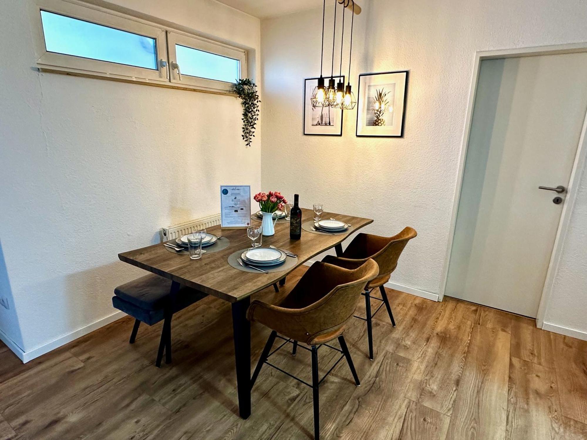 Geraeumiges 2R City-Apartment Uninaehe Mit Tv Streaming, Terrasse Magdeburg Exterior foto